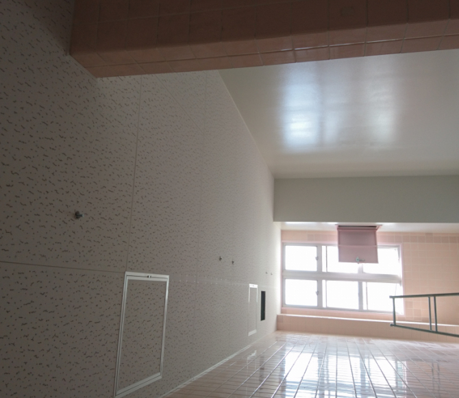 小学校トイレ改修工事