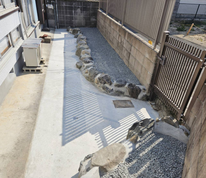 庭防草シート コンクリート打設